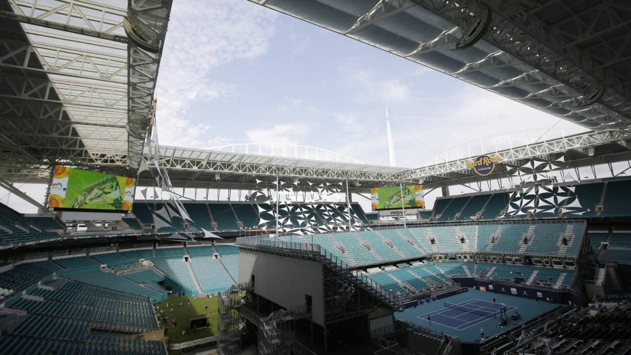 El Hard Rock Stadium, casa de los Miami Dolphins de la NFL, fue adaptado para recibir el Miami Open.