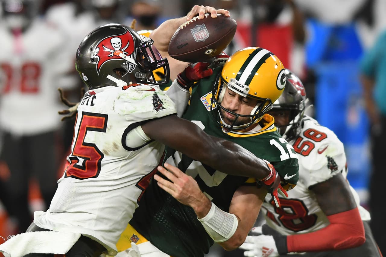 <b>Green Bay Packers | derrota vs Buccaneers 10-38</b>
<br>Si, fueron derrotados por los Bucs y Rodgers tuvo cuatro sacks, pero fue solo un mal día, pues los Packers son un gran equipo y esperamos que sólo sea un ‘bache en el camino’.