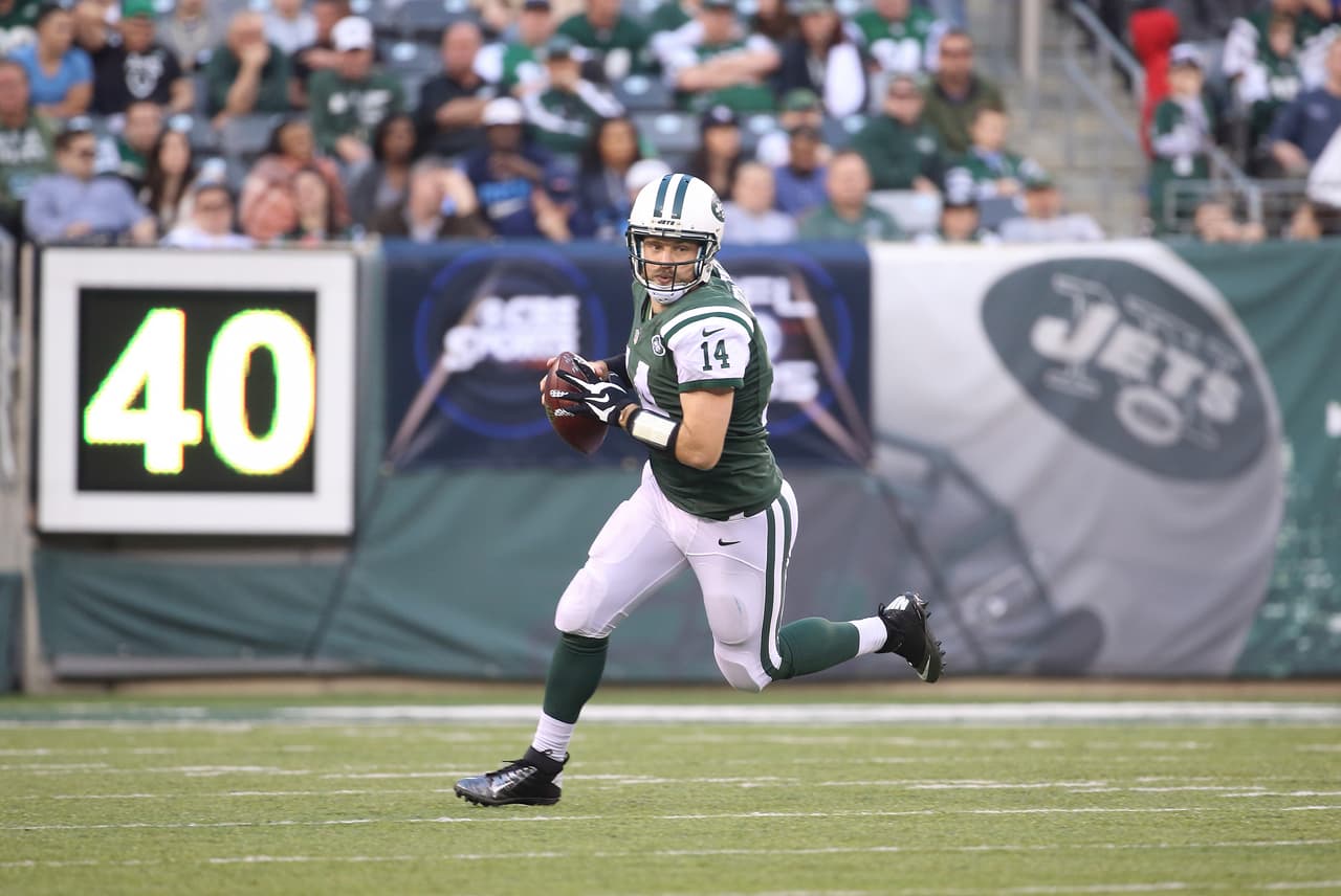 Fitzpatrick lanzó para 263 yardas con tres touchdowns sin intercepciones para un rating de pasador de 108.9 en el juego que los Jets ganaron 30-8 a los Titans.