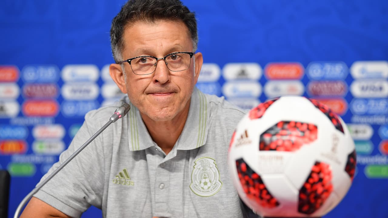 Juan Carlos Osorio considera como el "error más grande" no haber seguido en el Tri