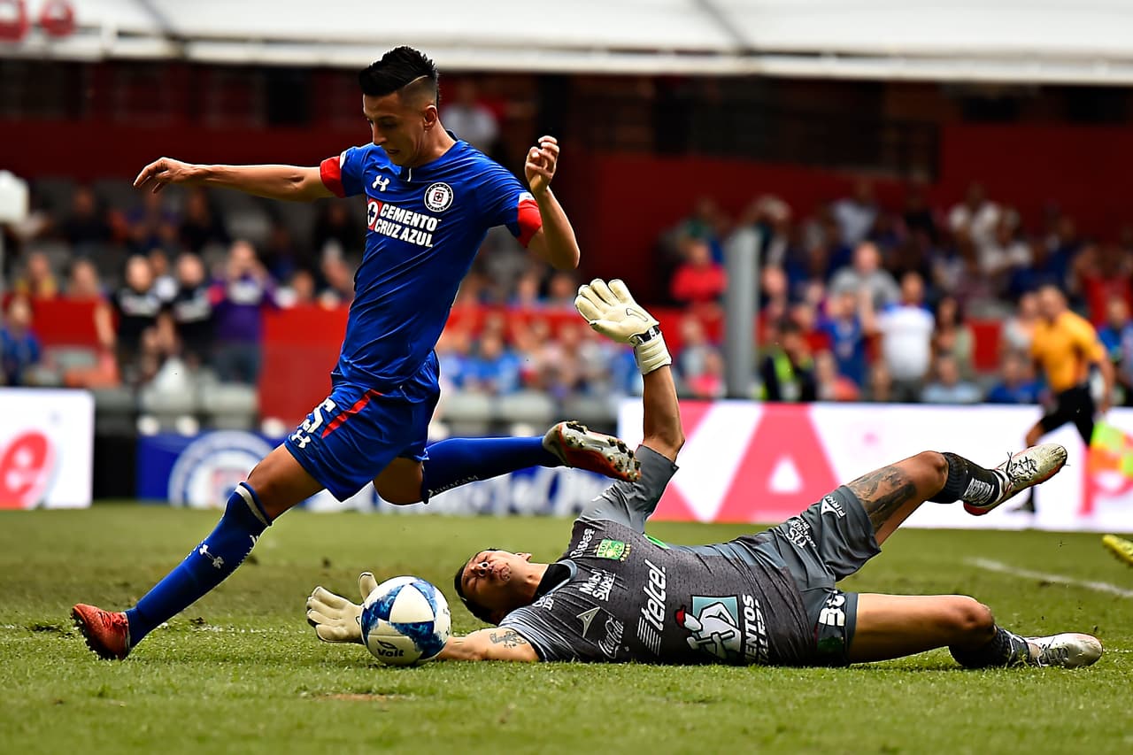 Finalmente, aunque no marcó, el juvenil de 19 años, 
<b>Roberto Alvardo</b>, dejó muy buenas sensaciones en la victoria de la Máquina por 3-0 sobre León.