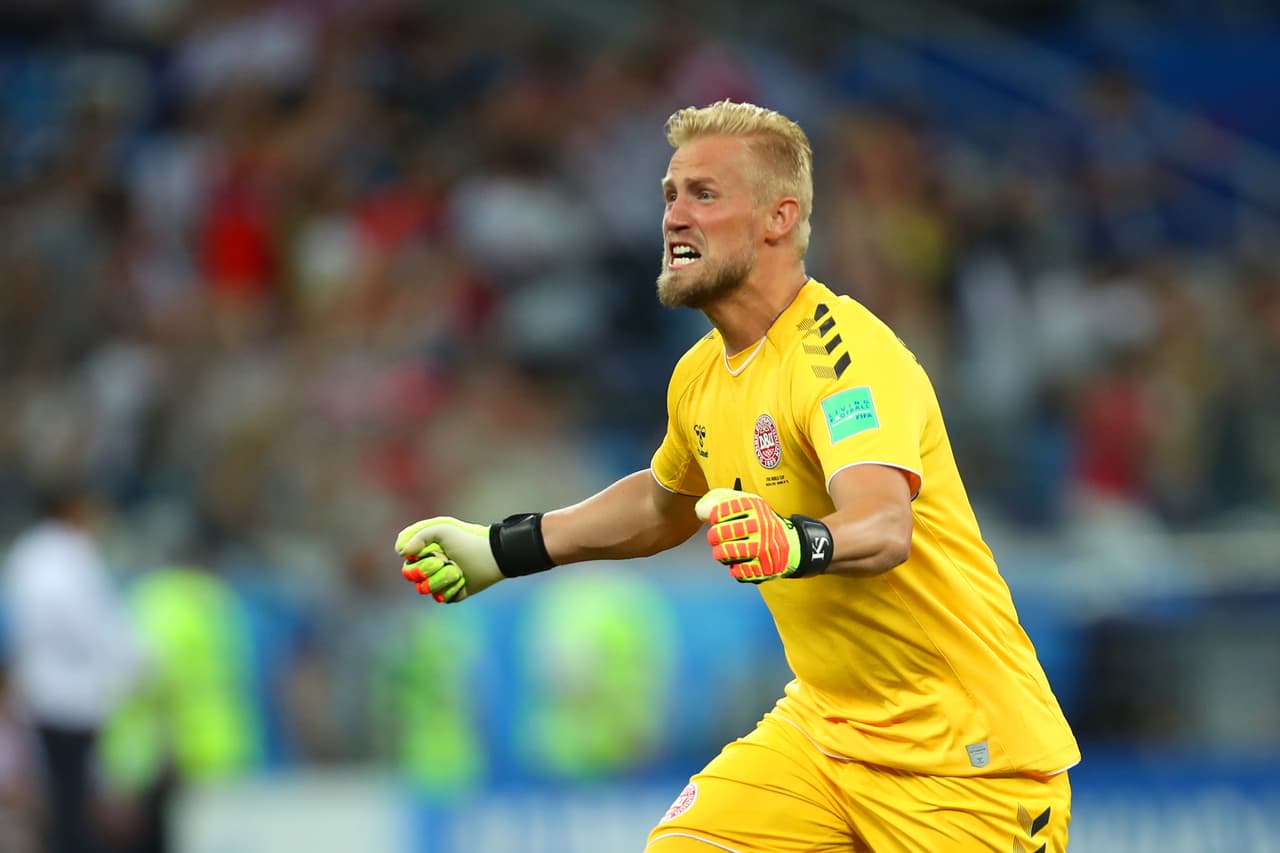 NIZHNY NOVGOROD, RUSSIA - JULY 01: Kasper Schmeichel of Denmark celebrates after Mathias Jorgensen of Denmark scored a goal to make it 0-1 during the 2018 FIFA World Cup Russia Round of 16 match between Croatia and Denmark at Nizhny Novgorod Stadium on July 1, 2018 in Nizhny Novgorod, Russia. (Photo by Robbie Jay Barratt - AMA/Getty Images)