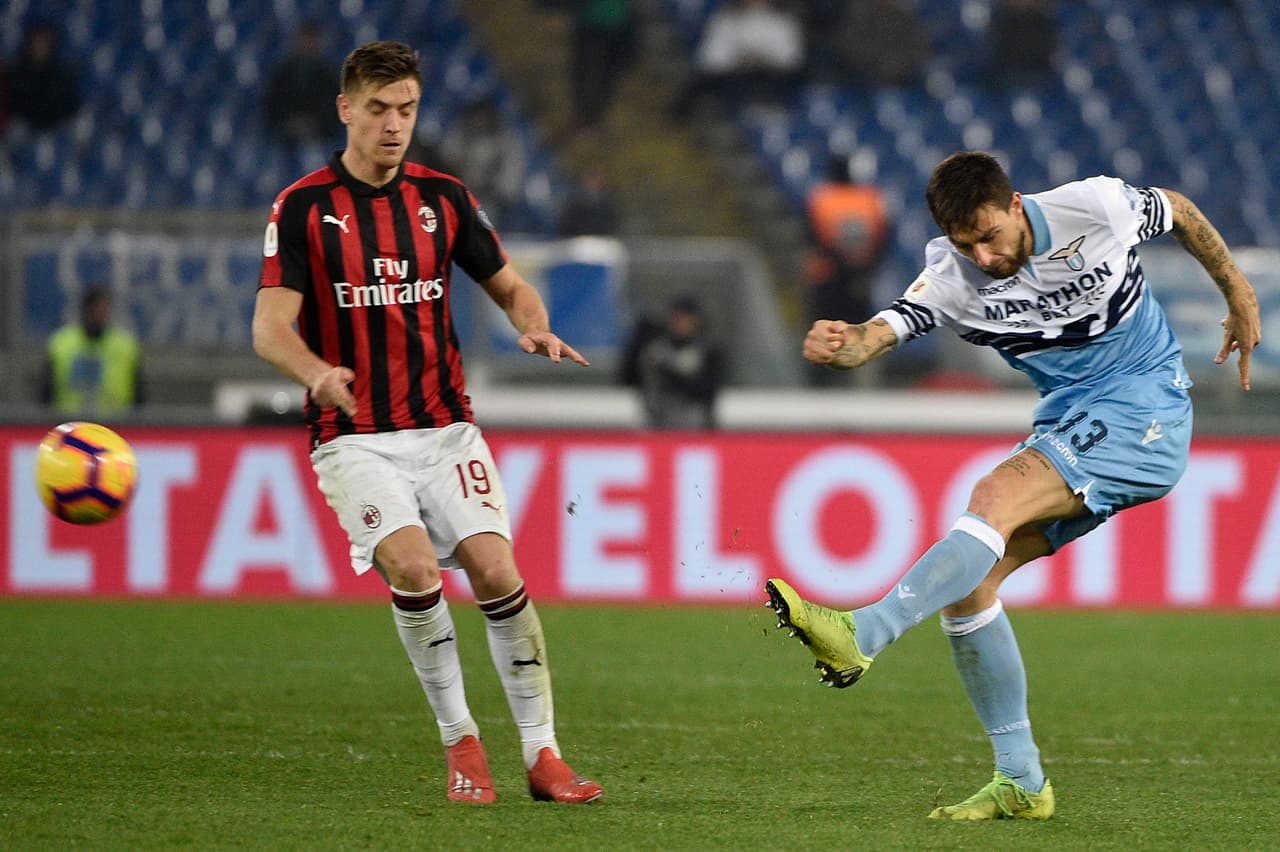 A pesar de sus intenciones en este juego de ida, Lazio se tuvo que conformar con la igualdad sin goles contra Milán, que definirá el 24 de abril en su casa el destino de esta Semifinal de la Copa de Italia.