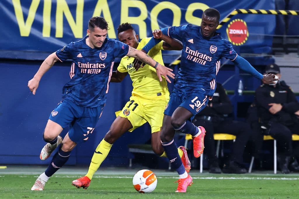 Manu Trigueros y Raúl Albiol son los encargados de darle la victoria 2-1 del Villarreal sobre el Arsenal.