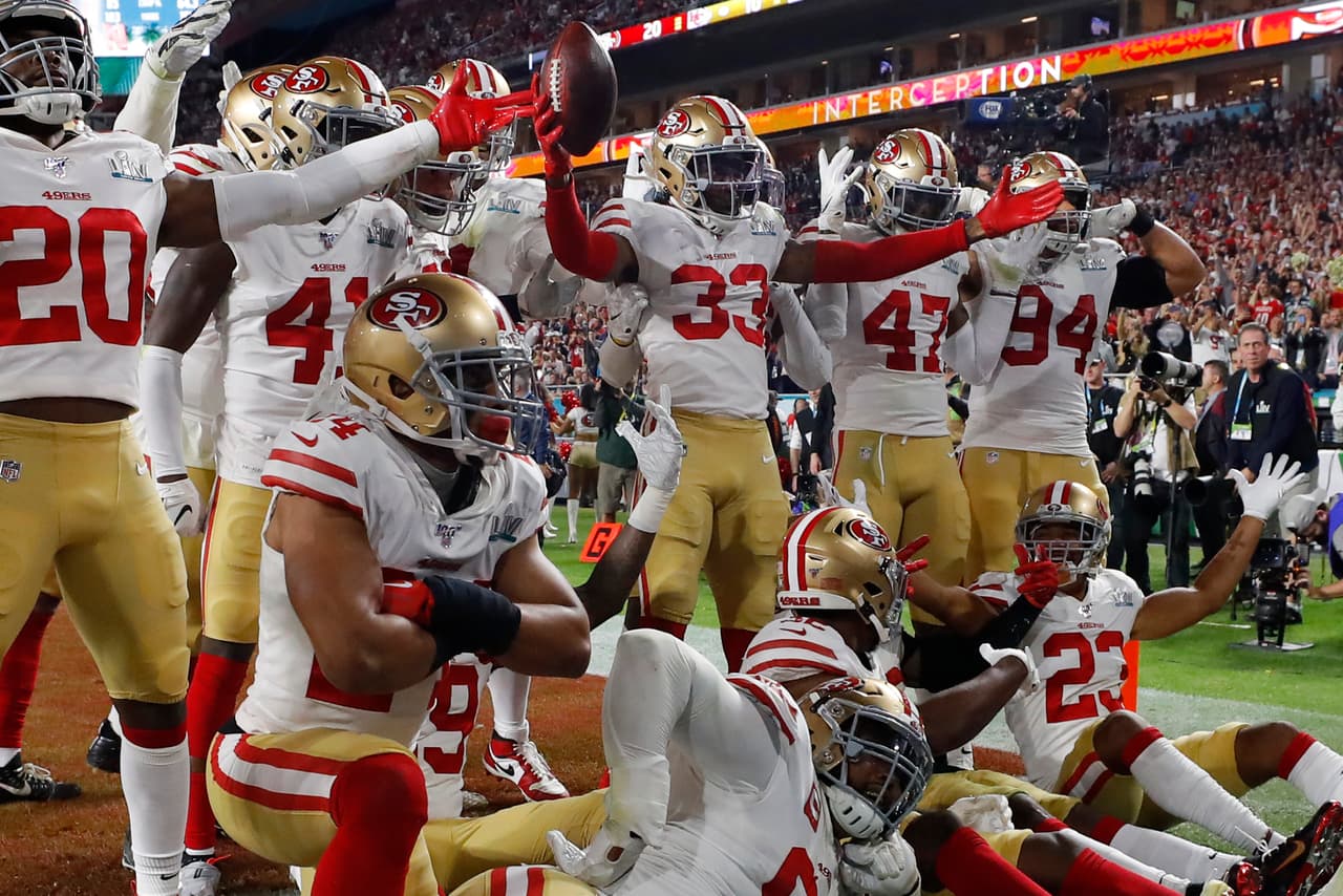 La defensiva de los San Francisco 49ers estaba inclinando la balanza a su favor.