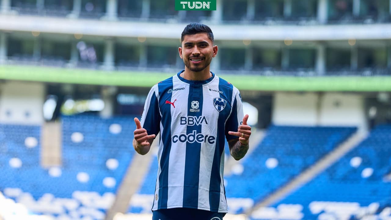 Orbelín Pineda es presentado como refuerzo de Rayados de Monterrey
