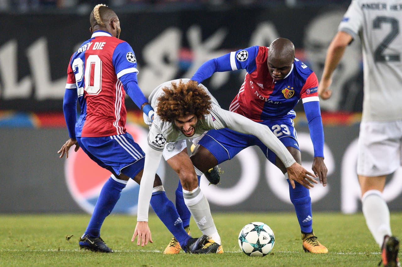 Basilea controló a Manchester United y al final dio la sorpresa al vencerlo de local 1-0 y ponerse con 9 puntos en el segundo lugar del grupo A.