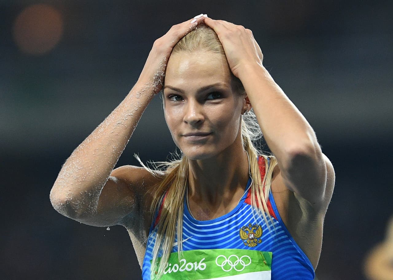 La rusa Daria Klishina es una atleta de salto de longitud que ha representado en su país en Mundiales y Juegos Olímpicos, con un gran rendimiento deportivo. Sin embargo, su hermoso rostro y cuerpo atlético la han convertido en un referente pretendido por las revistas de entretenimiento. Una belleza espectacular.