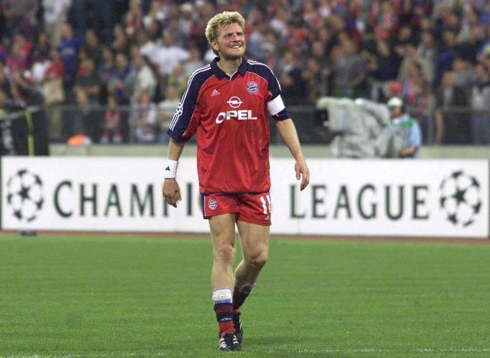 Stefan Effenberg fue líder en Bayern Munich, con el que obtuvo tres títulos de Bundesliga, una Champions y una Copa Intercontinental. Un hombre recio en mediocampo.