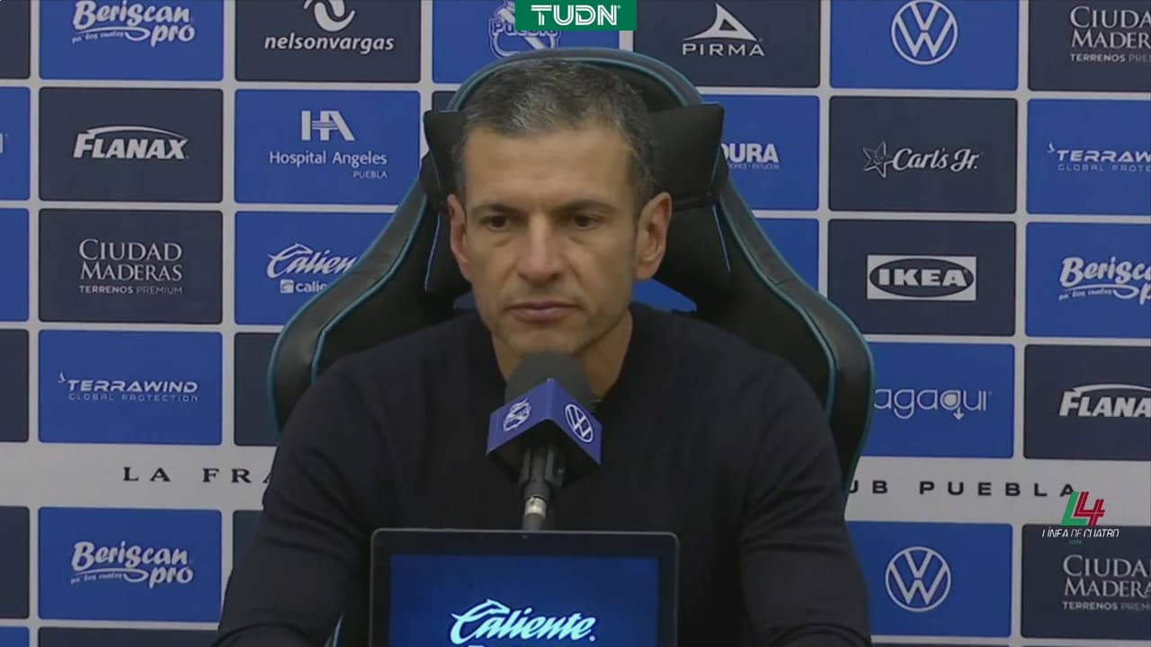 Lozano rompe el silencio sobre el regaño que recibió Pachuca