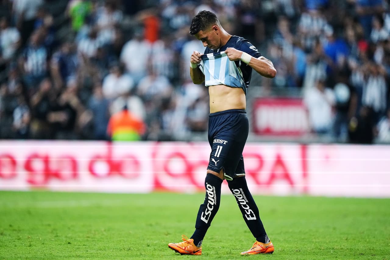 Maxi Meza admite que en Rayados se disculpa con la afición