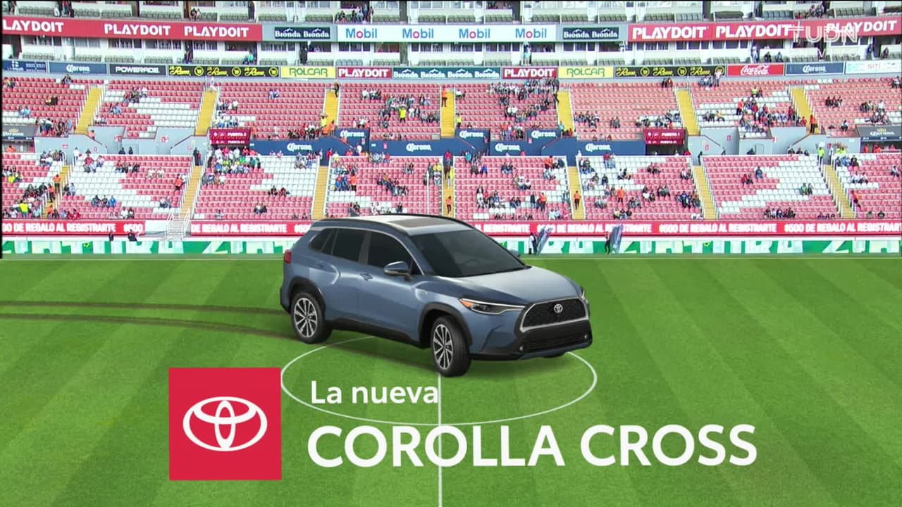 Arranca el partido y la pelota está en juego.