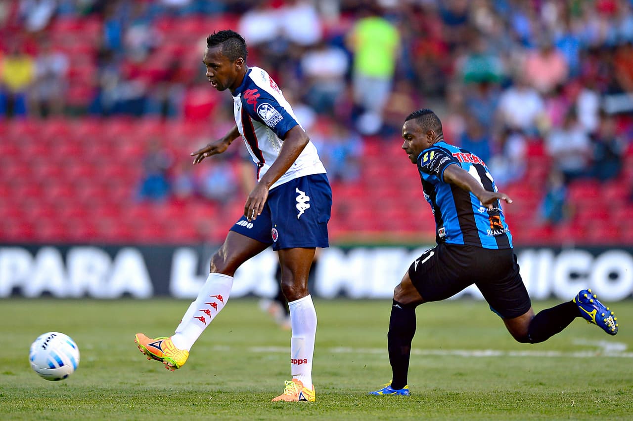 En medio campo el más certero para entregar el balón fue Wilson Tiago con el 91.9% de sus pases acertados.