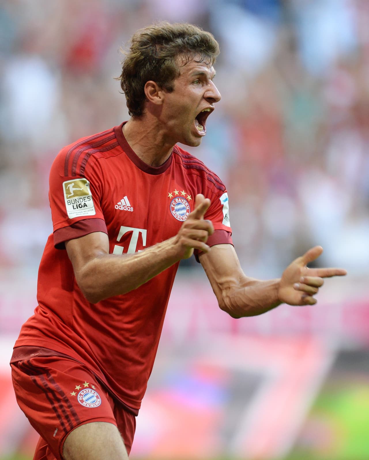 El histórico equipo de la Premier League realizó una oferta de 80 millones de euros para hacer de Müller uno de sus atacantes pero el jugador de la ‘Mannshaft’ no se movió de la Bundesliga donde seguirá como indiscutible figura del equipo en el Allianz Arena.