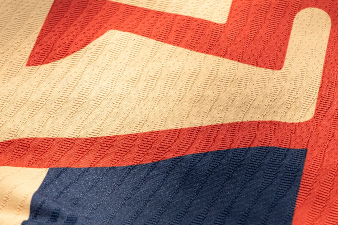 Pumas anuncia su tercer uniforme sin precedentes