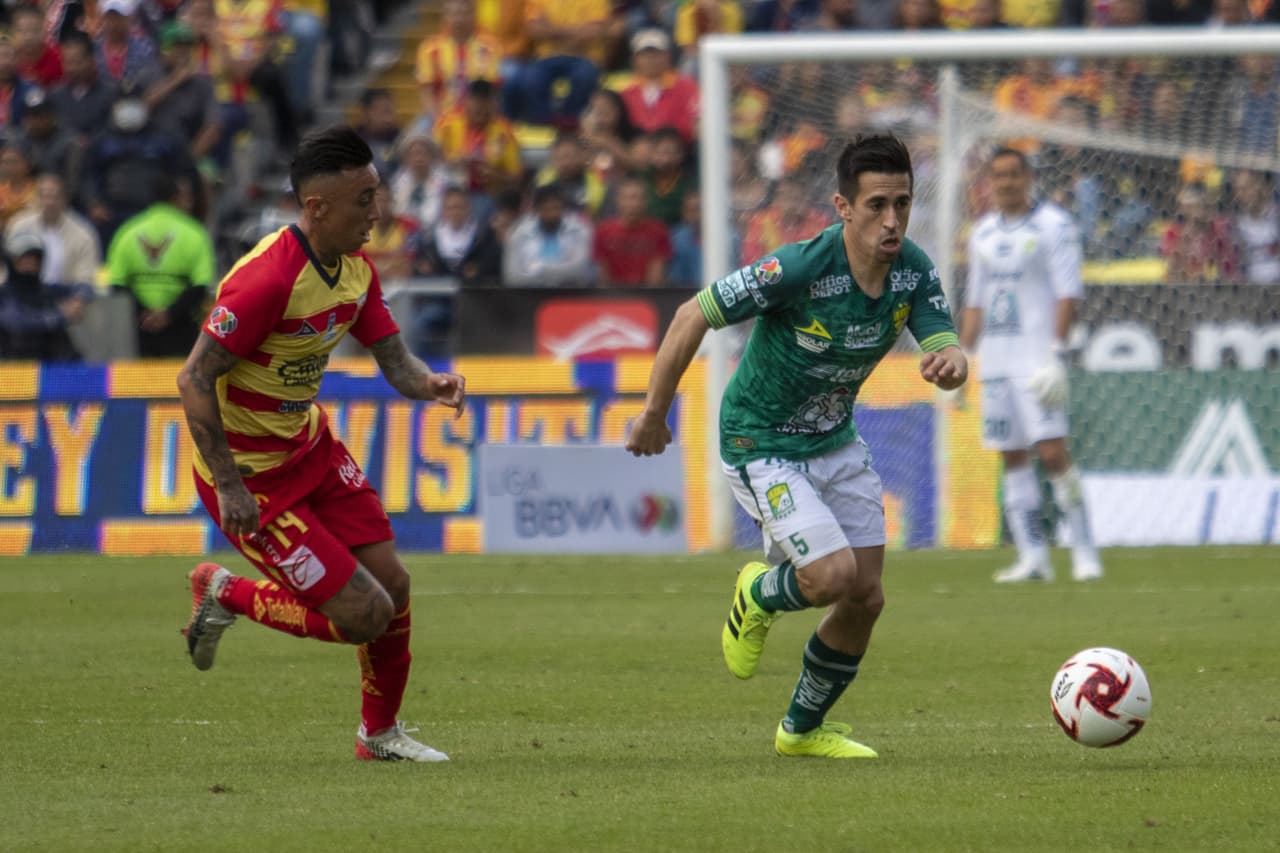 Con goles de Ángel Mena y Jean Meneses, León gana y se lleva los tres puntos a casa.