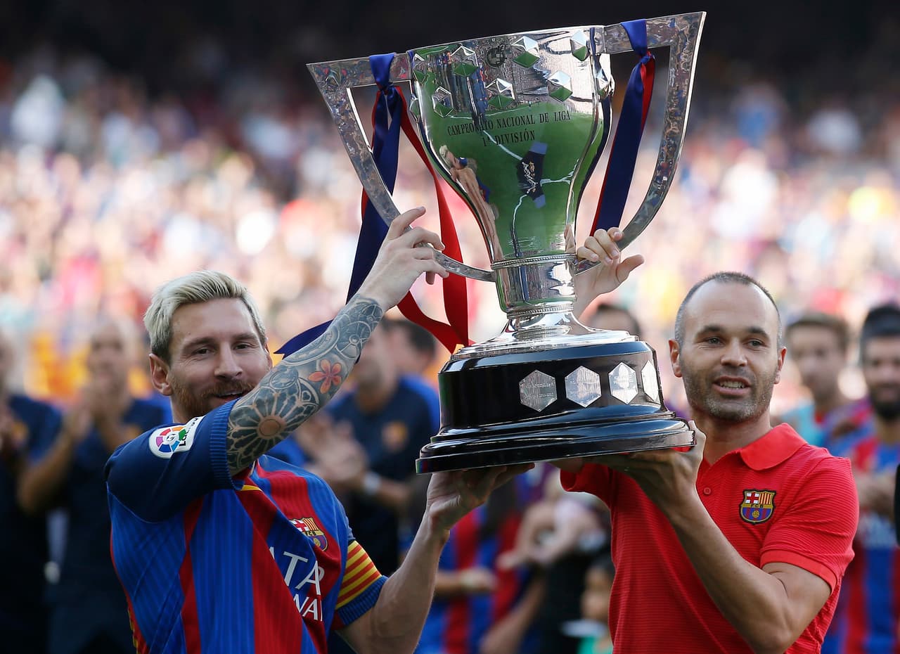 Ha sido campeón de La Liga en 10 ocasiones, ha ganado seis Copas del Rey, tres Mundiales de Clubes, ocho Supercopas de España, ha sido tres veces campeón de la Supercopa de Europa y cuatro veces campeón de la UEFA Champions League.