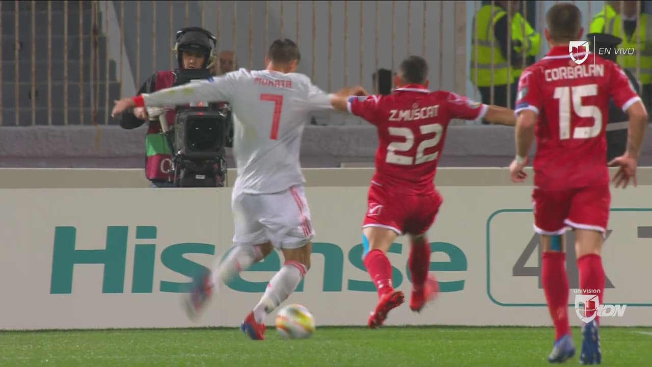 Fortuna para España y Morata abre el marcador