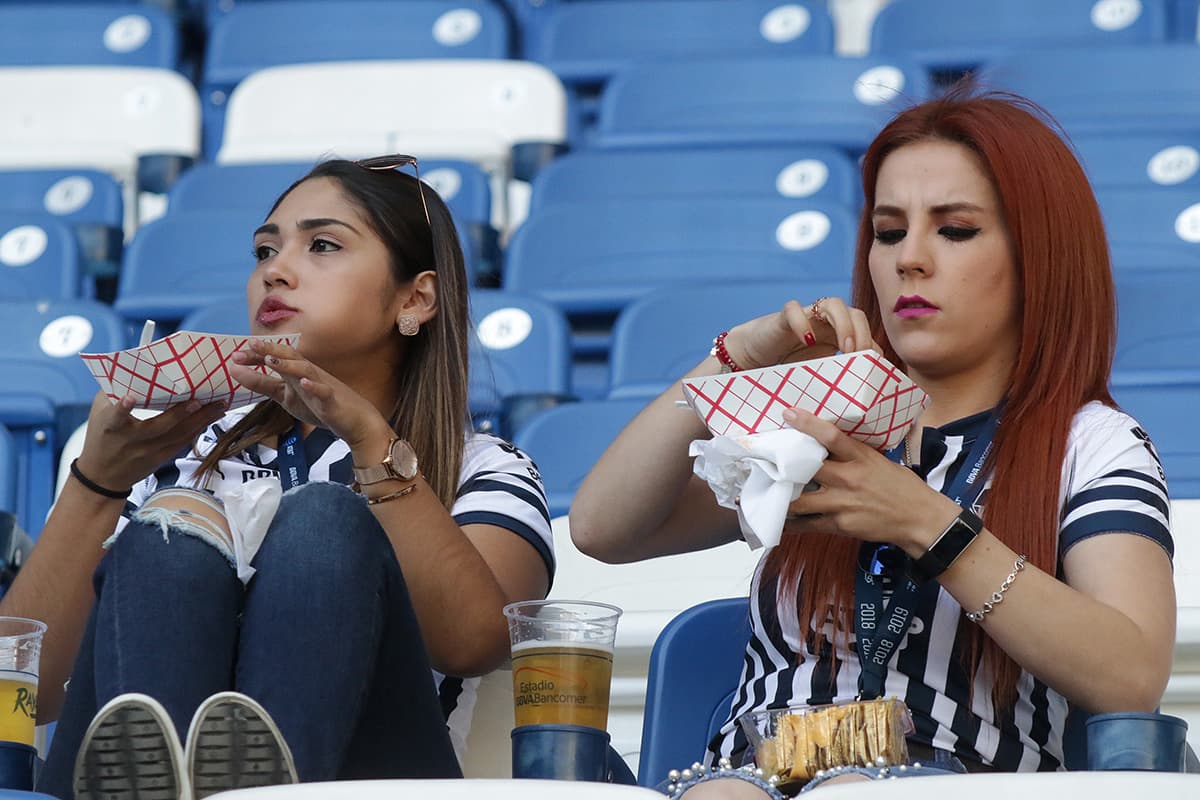 Los fanáticos de Rayados en el Estadio Bancomer para el juego contra Tuzos en la Jornada 1 del Clausura 2019.