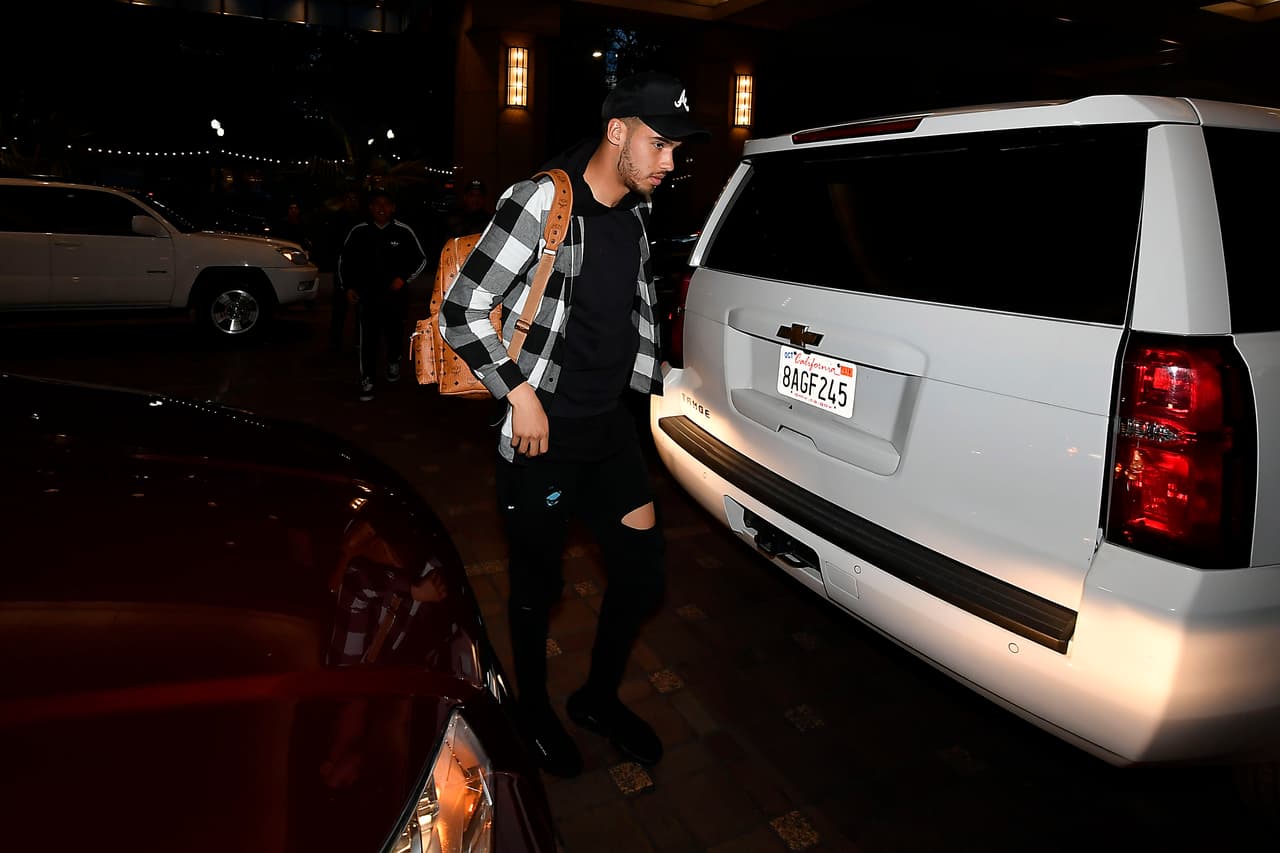 Diego Reyes viajó a Turquía para firmar con el Fenerbahçe