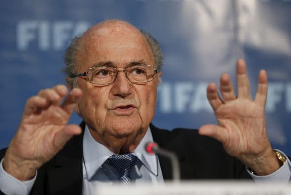 El dirigente de FIFA invitó a la FIFA a competencia por la presidencia el organismo.