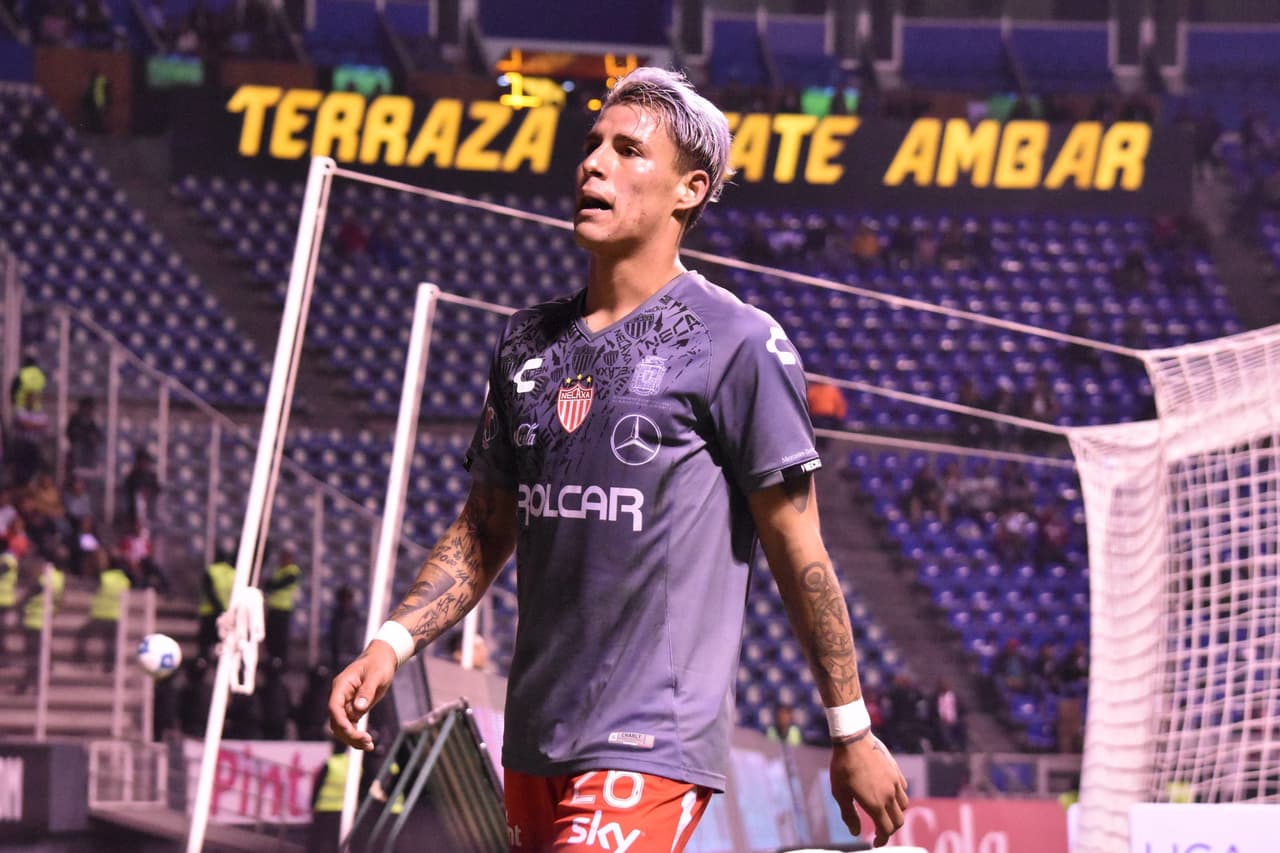 Chicote Calderón no le da importancia a los rumores sobre su futuro