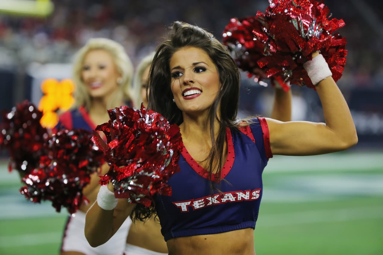 Cuatro años como porrista de los Houston Texans. Esta hermosura hará sus maletas rumbo a Hawaii para el Pro Bowl 2016.