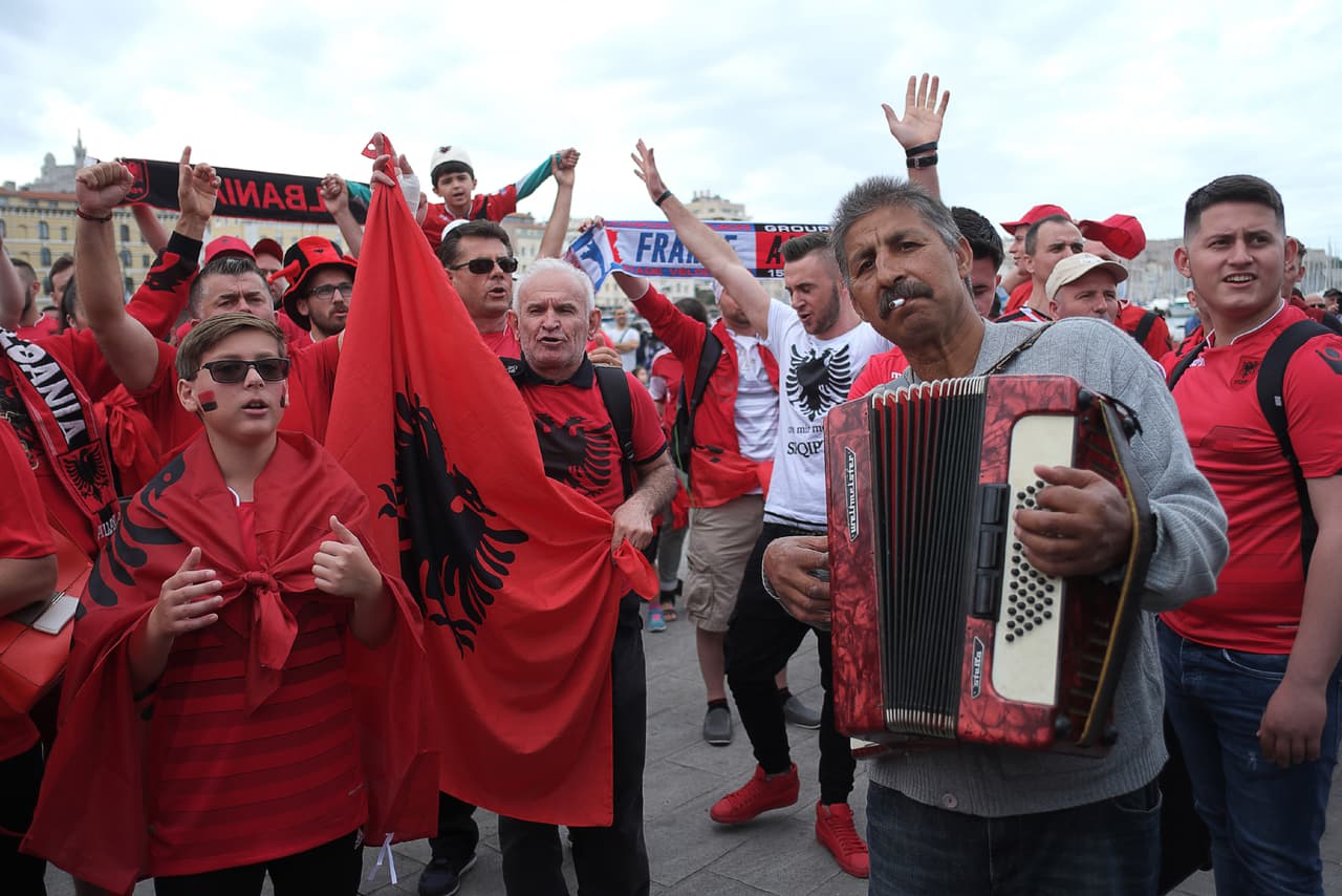 Francia vs. Albania, el tercer duelo de la jornada.