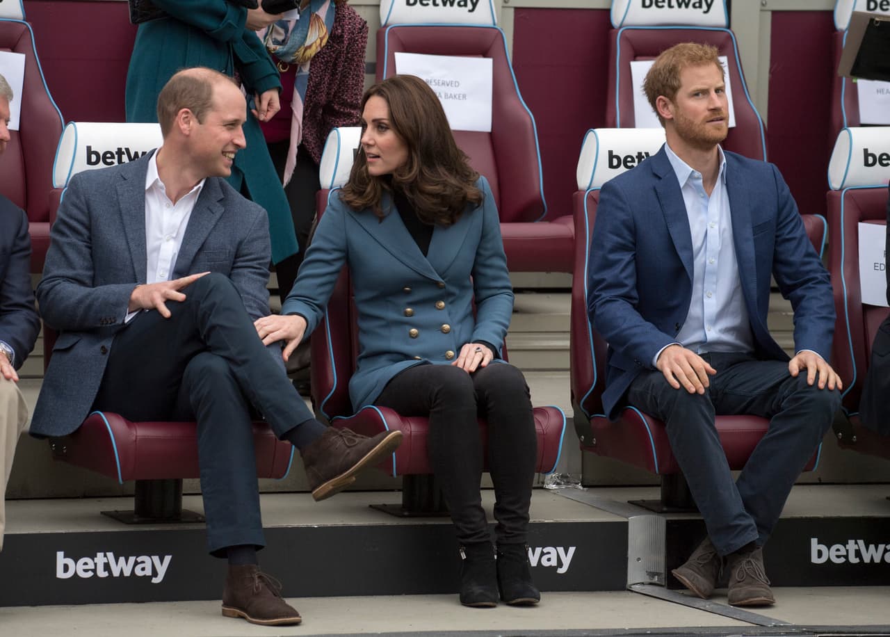 En el mismo escenario donde ahora brilla 'Chicharito', la familia real de Reino Unido mostró su lado más deportivo con el mexicano como uno de los anfitriones.