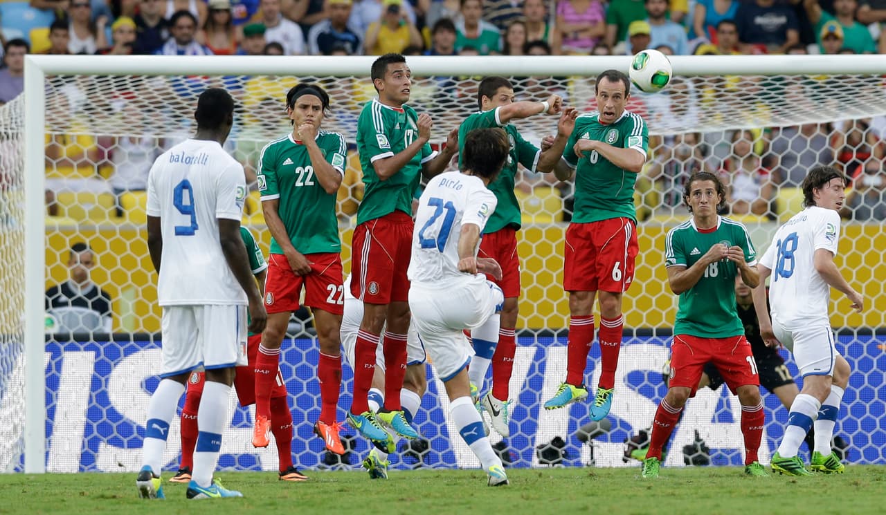 México padeció la calidad de Andrea Pirlo en la Copa Confederaciones 2013 en Brasil.