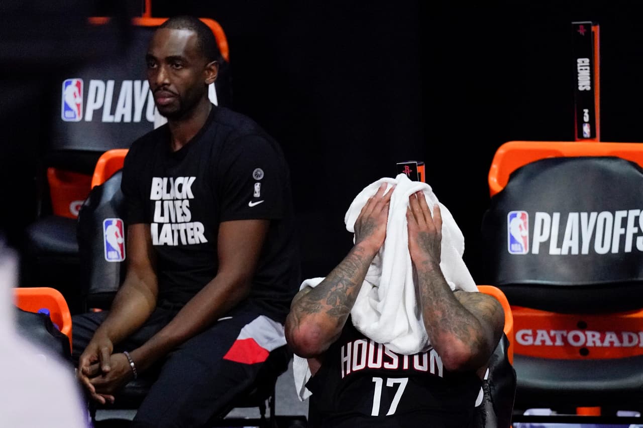 Tuvieron que pasar 10 años para que los LA Lakers regresaran a una Final de Conferencia. James Harden fue el máximo anotador del partido con 30 puntos y LeBron fue el segundo con 29.