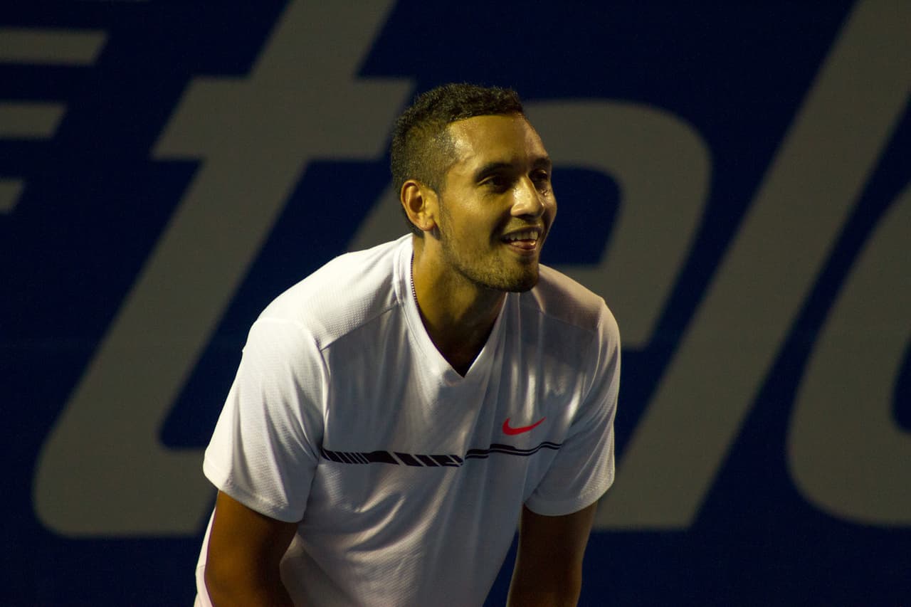Nick Kyrgios eliminó al favorito del Abierto Mexicano, el serbio Novak Djokovic, número dos en la siembra de la ATP. El australiano dio una demostración de potencia y precisión con su saque que se tradujo en 25 aces para acceder a las Semifinales.