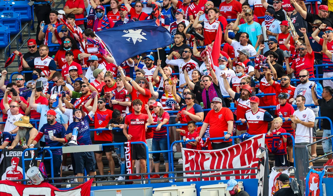 El público local se hizo presente en buen número.