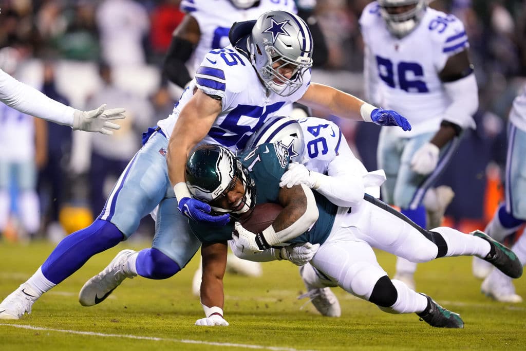 Con cinco pases de anotación, Dak Prescott se convirtió en el hombre de la noche en la victoria 51-26 a las Philadlp`hia Eagles.