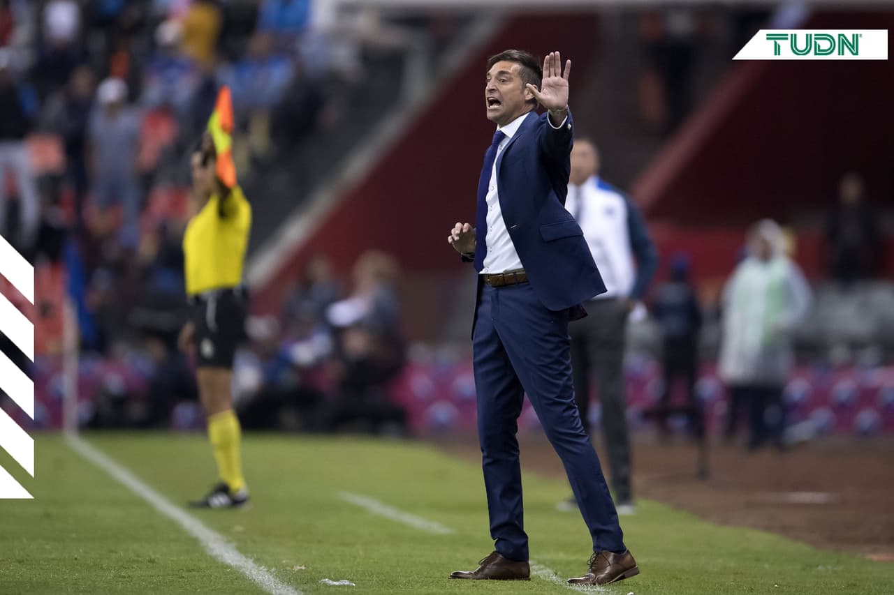 Diego Alonso en el partido contra Cruz Azul del Apertura 2019.