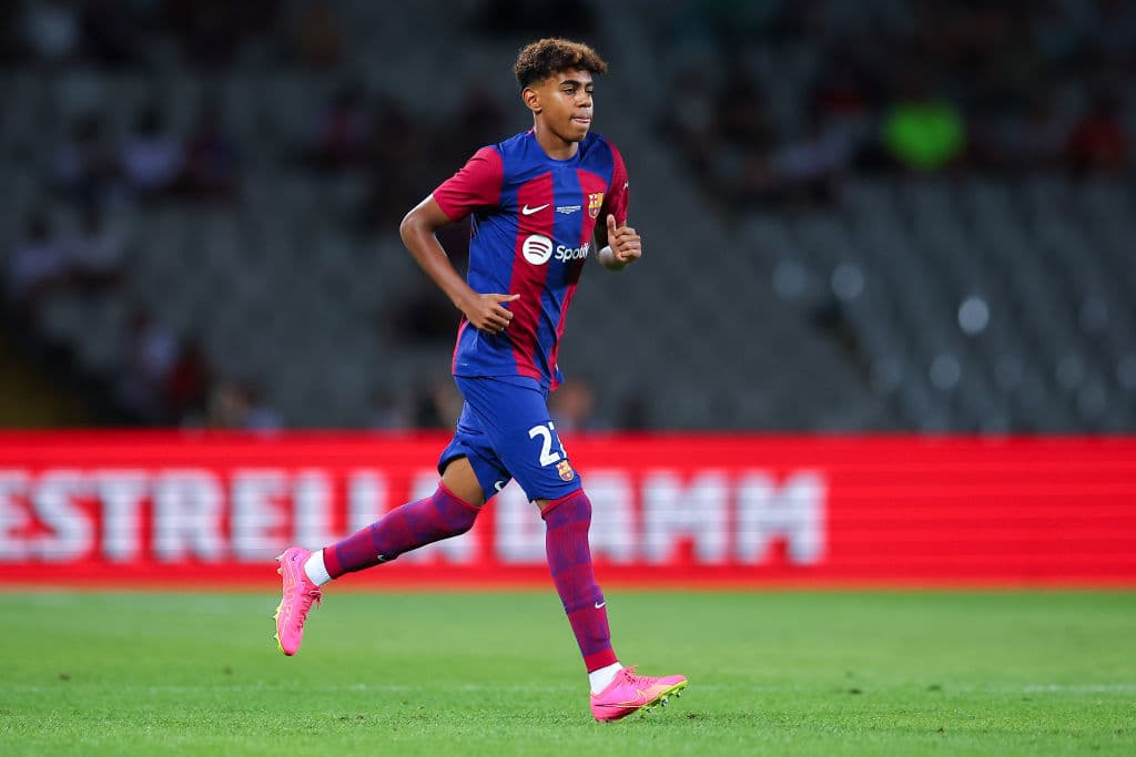 Lamine Yamal y Alejandro Balde ya firmaron su renovación con Barcelona