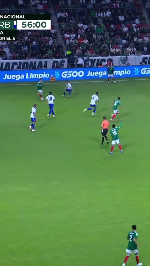¡VA POR ÉL! Raúl Jiménez anota el tercero con gran jugada de Quiñones