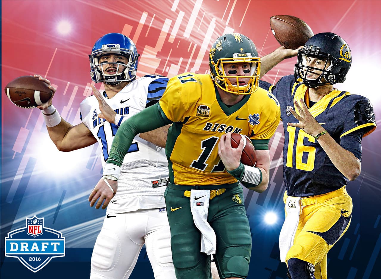 6.- Los quarterbacks de primera ronda.- Se espera que tres quarterbacks sean elegidos en al primera ronda de este Draft: Jared Goff, Carson Wentz y Paxton Lynch. Ocho de los 12 quarterbacks en la historia de la NFL que han ganado múltiples Super Bowls fueron reclutados en la primera ronda. Las únicas excepciones son Tom Brady (sexta ronda), Joe Montana (tercera ronda), Roger Staubach (décima ronda) y Bart Starr (ronda 17).