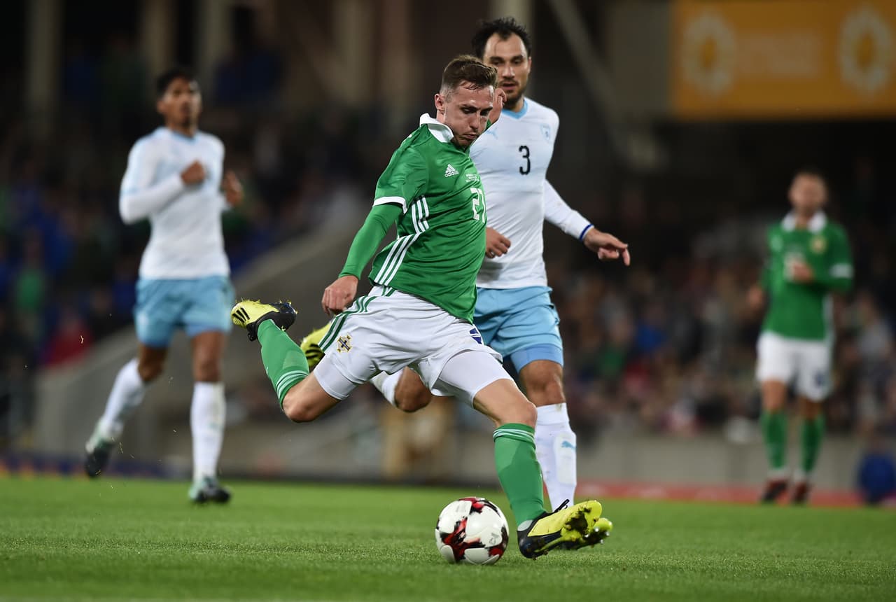 "Solo puedo disculparme con cualquiera de las personas que ofendí y con las que me decepcioné por mi comportamiento", dijo y añadió que está más avergonzado de lo que puede expresar.