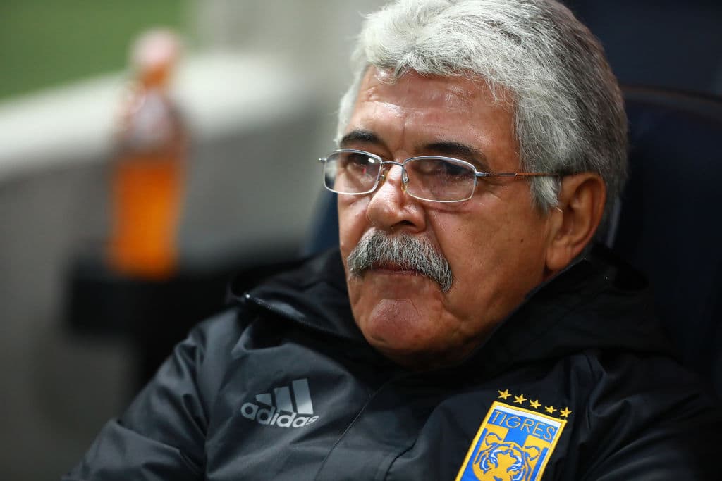 A eso se sumó una decepción al perder la final contra Chivas de Guadalajara en la Liga MX. Parecía que el 2017 tenía un triste panorama para Tigres y su estratega.