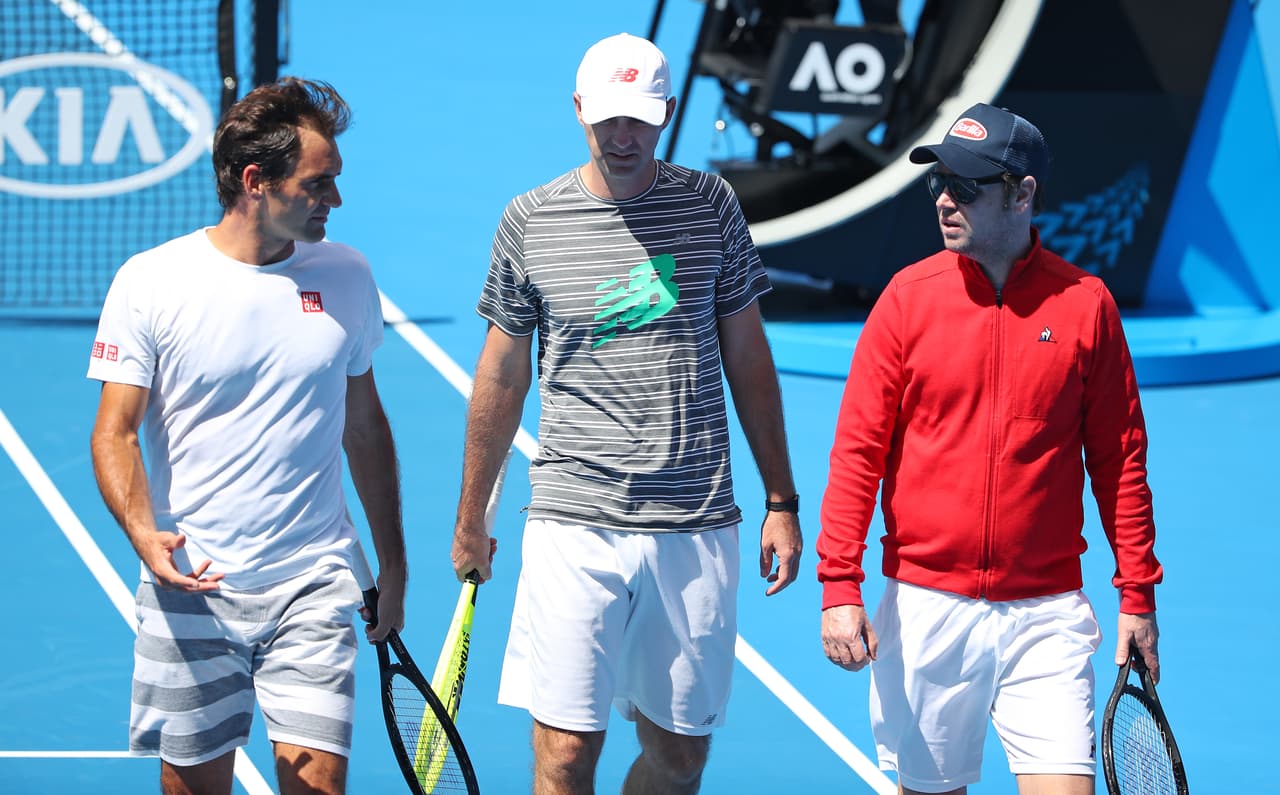 Así se preparan los grandes como el español Rafael Nadal, el suizo Roger Federer (foto), el alemán Alexander Zverev, el serbio Novak Djokovic, la juvenil francesa Clara Burel y el belga David Goffin para el Australian Open.