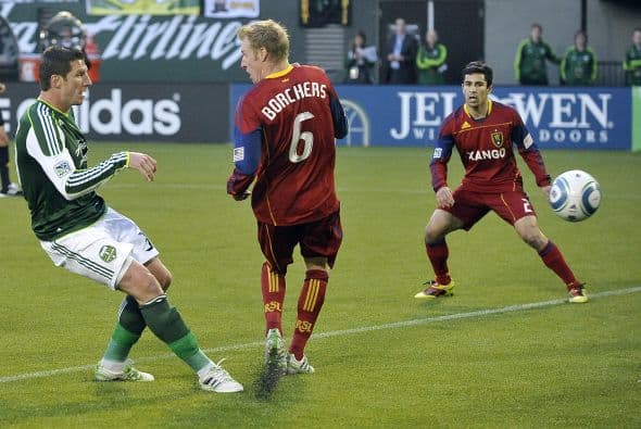 El RSL no se pudo reponer del golpe de media semana al perder en la CONCACAF Liga Campeones.