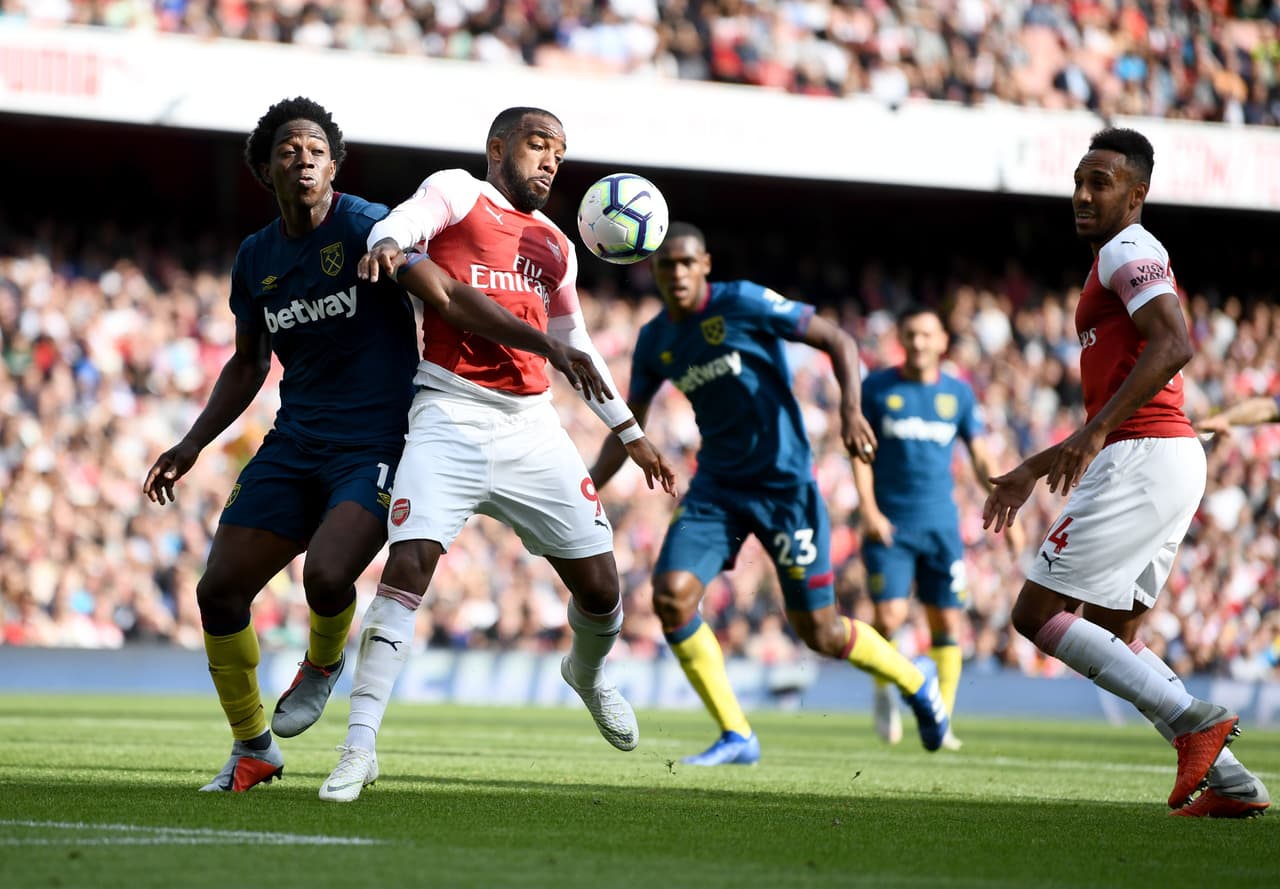 Cuando el partido estaba en el minuto 70, Alexander Lacazette fabricó el segundo gol de los Gunners en esta tarde.