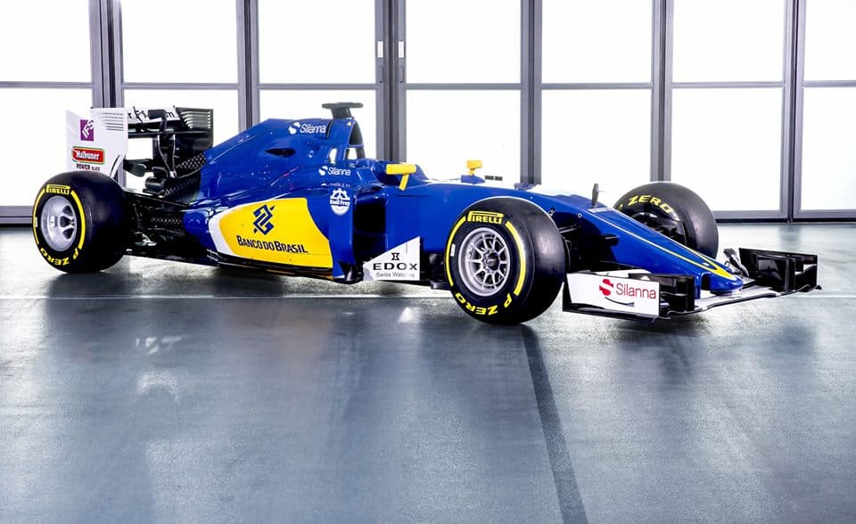 Comienza la galería de los autos que estarán en el Gran Premio de México el C35 de Sauber. La escudería suiza ocupó históricamente la mitad del pelotón, pero en 2016 aún no logró sumar puntos. Lleva un motor Ferrari 059/5 V6 turbo de 1.6 litros.