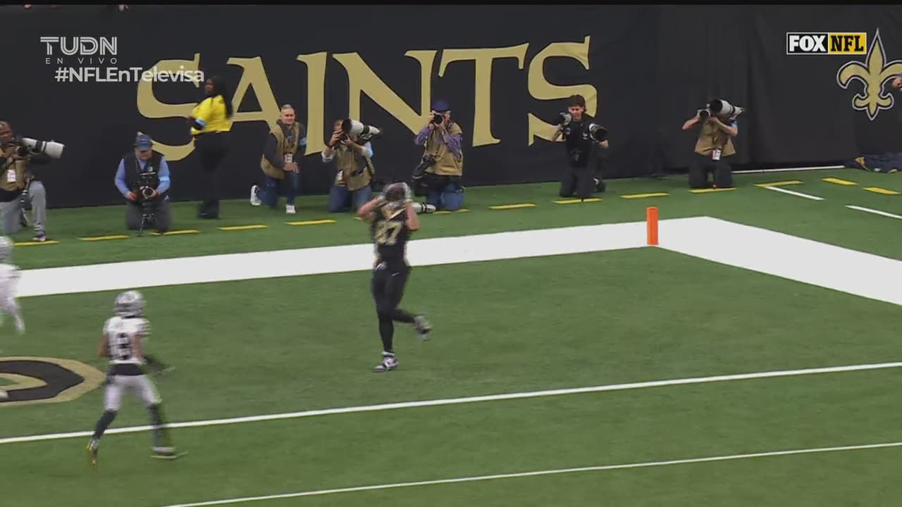 Bombazo de Spencer Rattler para touchdown de Saints