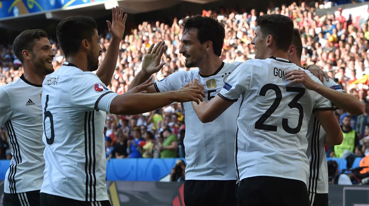 Con est gol los alemanes tomarían una ventaja cómoda para el segundo tiempo.