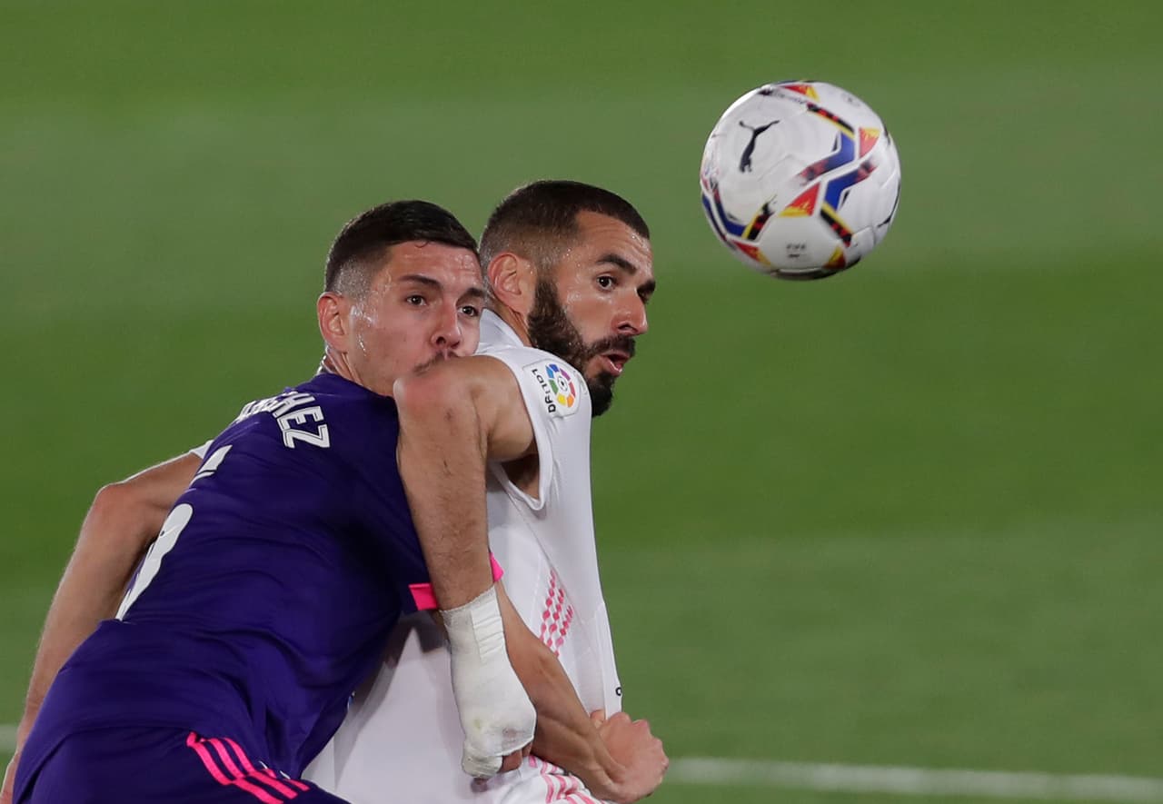 Jovic y Benzema se perdían las oportunidades de abrir el marcador.