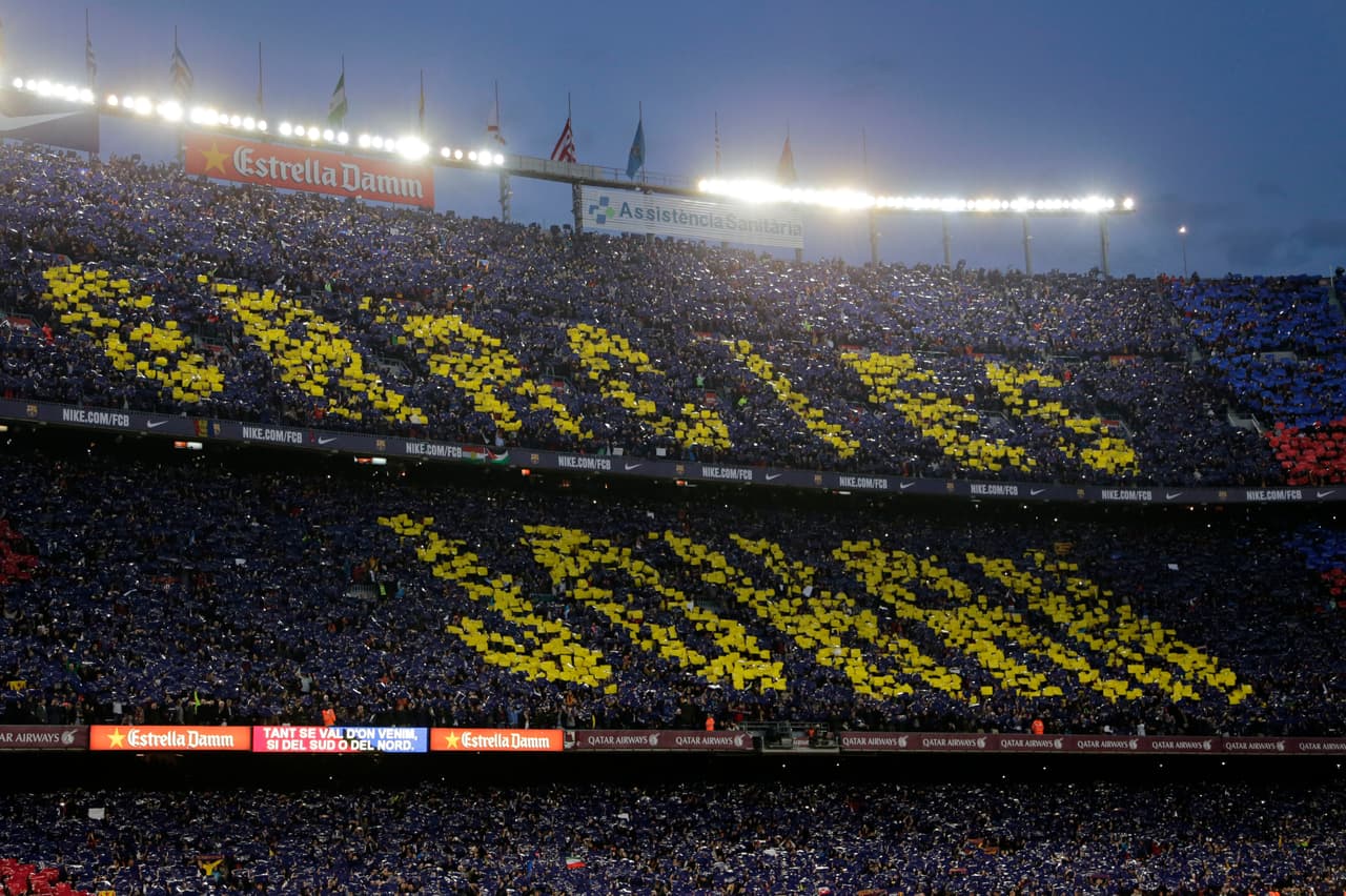 Gràcies Johan se leyó en las tribunas del Camp Nou