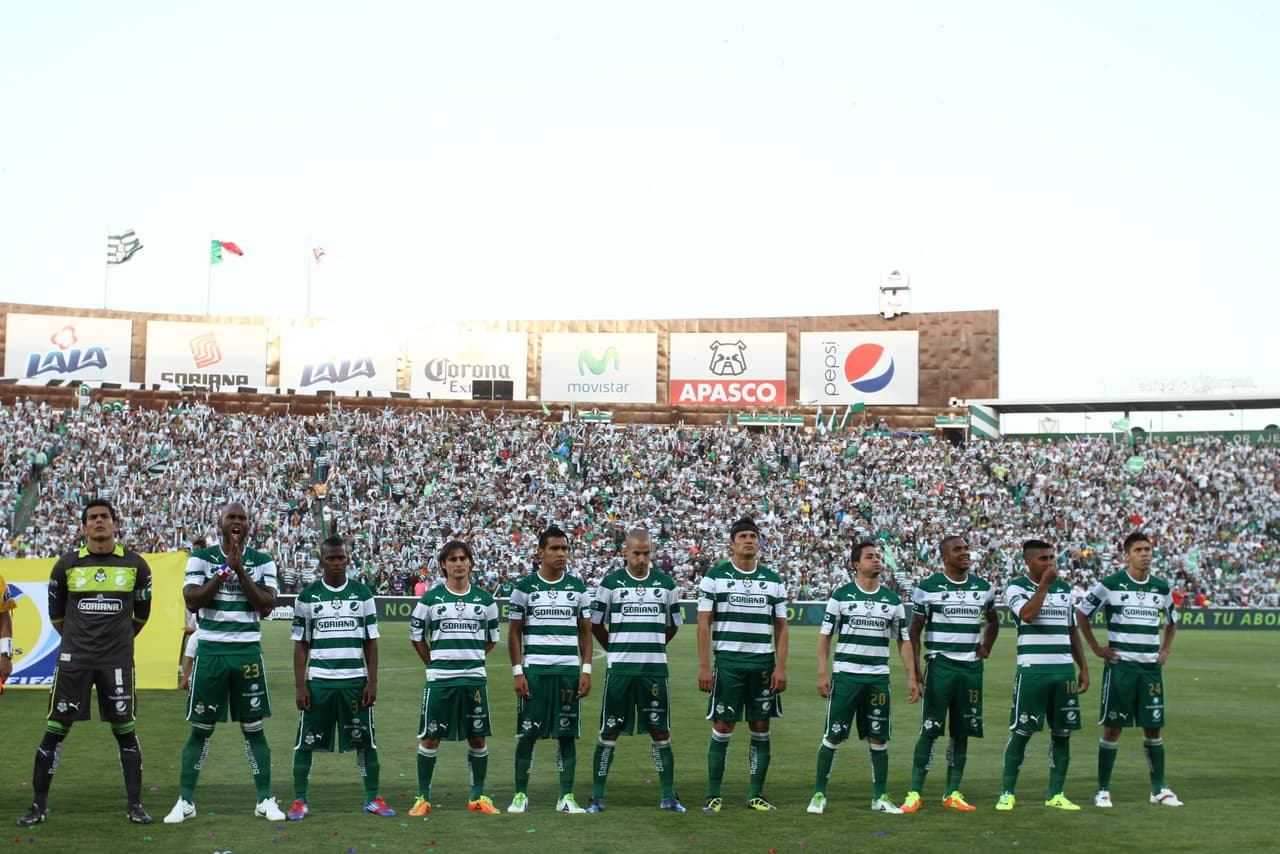 <b>Inexistente maldición de superlíder</b>
<br>- El equipo comandado en aquel entonces por Benjamín Galindo, llegó con el temor de tres Finales perdidas previamente, además, con la supuesta ‘maldición de superlíder’ encima y ante un DT experto, como es considerado Víctor Manuel Vucetich, por algo lo denominan ‘Rey Midas’.
<br>- Para el encuentro de vuelta, Torreón recibiría nuevamente la Final, otra vez el 20 de mayo pero 11 años después de la hazaña en 2001.