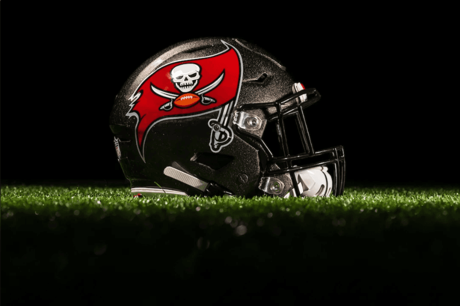 Los Buccaneers quieren llegar a la postemporada con un nuevo conjunto de estrellas que hagan que el uniforme de la era del Super Bowl tenga su propia apariencia. Eso incluye al seis veces campeón del Super Bowl QB Tom Brady y al linebacker Lavonte David.